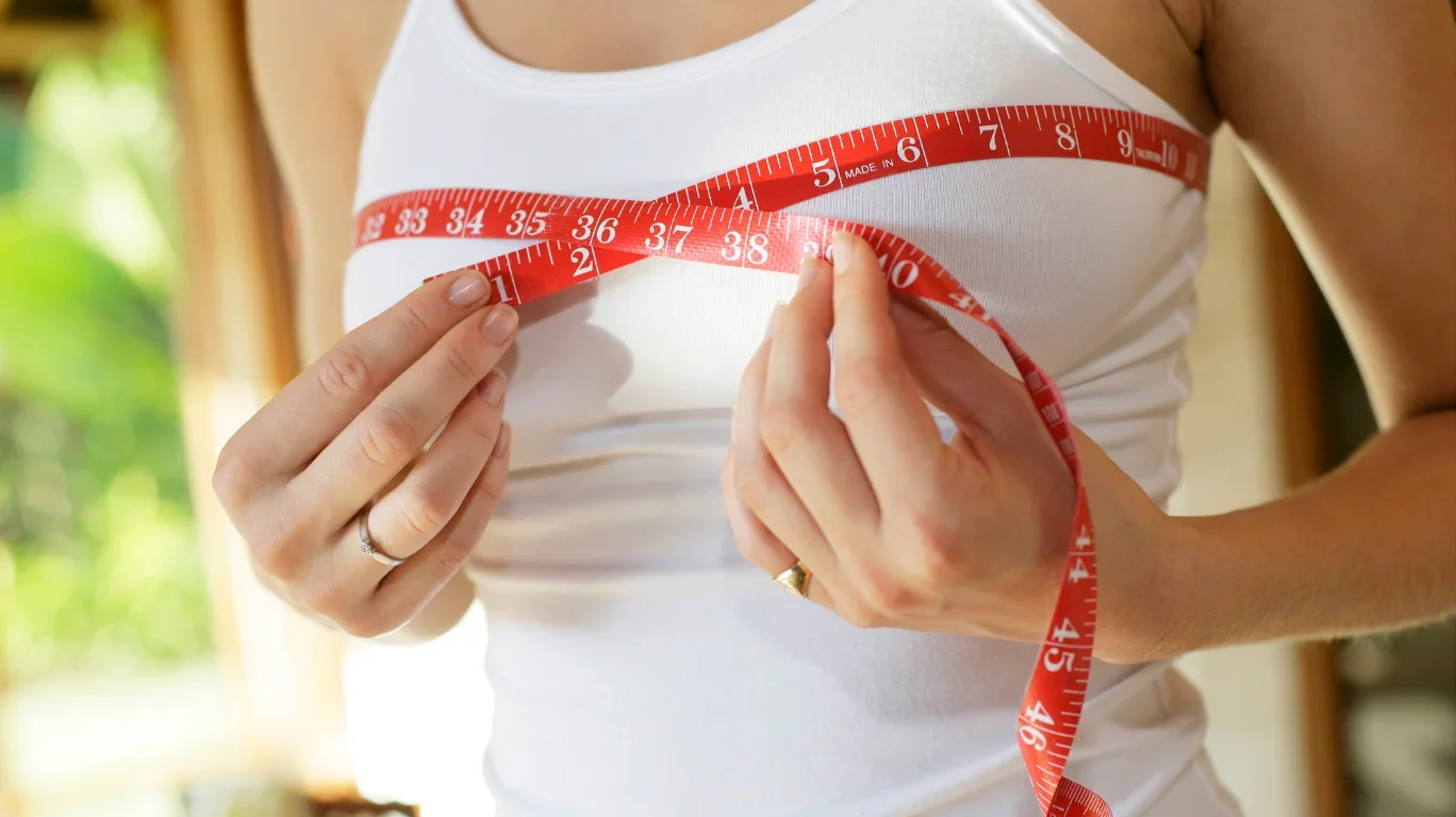 Một số cách cải thiện vòng một sau sinh