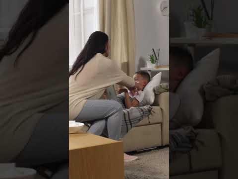 Bí kíp cai tivi và điện thoại hiệu quả cho bé.