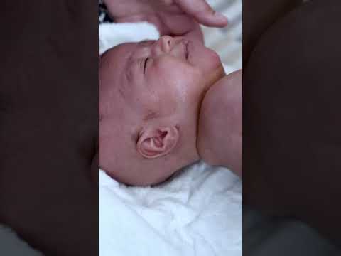 4 thói quen vàng giúp bảo vệ làn da mỏng manh của bé.